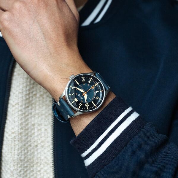 AVI-8 AV-4094-02 Erkek Kol Saati