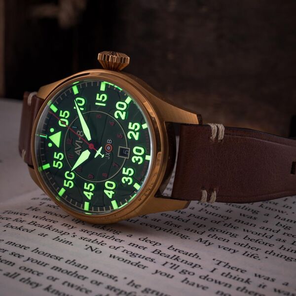 AVI-8 AV-4097-04  Erkek Kol Saati