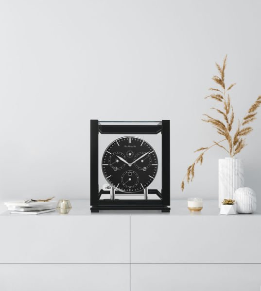 Hermle Sürekli Takvim Saati 23058-740352  - Sınırlı Sayıda Üretim