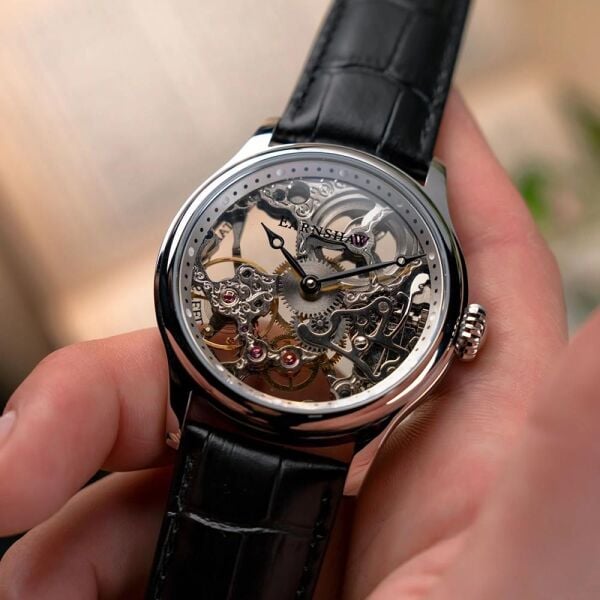 EARNSHAW ES-8049-01 Erkek Kol Saati