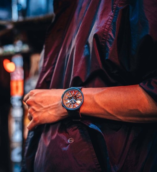 SWATCH FIRE TASTE SO27B112