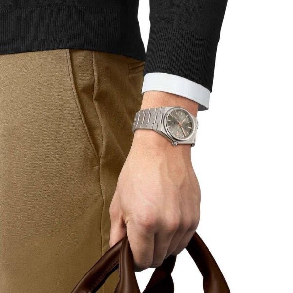 TISSOT T137.807.44.061.00