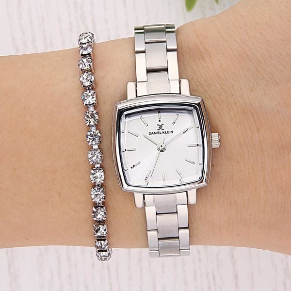 DANIEL KLEIN DKE.1.10677-8 Bileklik Hediyeli Kadın Kol Saati
