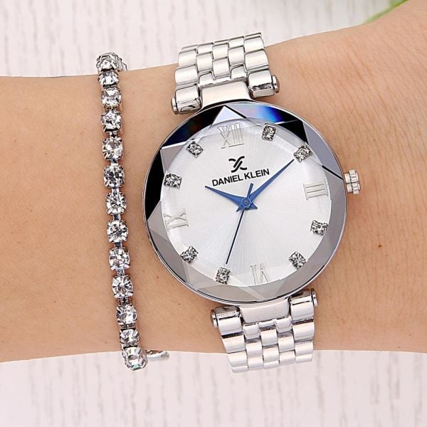 DANIEL KLEIN DKE.1.10811-1 Bileklik Hediyeli Kadın Kol Saati