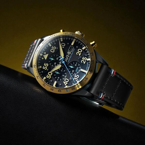 AVI-8 AV-4130-55 Erkek Kol Saati