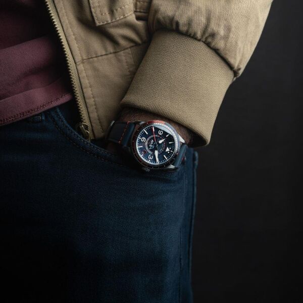 AVI-8 AV-4128-04 Erkek Kol Saati