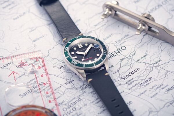 SPINNAKER SP-5100-02 Erkek Kol Saati