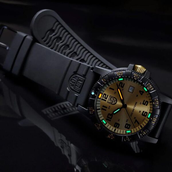 XS.0325.GP LEATHERBACK SEA TURTLE GIANT 0320 Serisi Erkek Kol Saati